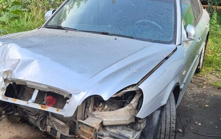Hyundai Sonata IV рестайлинг, 2005 год, 125 000 рублей, 4 фотография