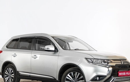 Mitsubishi Outlander III рестайлинг 3, 2020 год, 2 289 000 рублей, 1 фотография