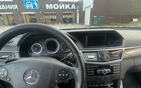 Mercedes-Benz E-Класс, 2012 год, 1 020 000 рублей, 4 фотография
