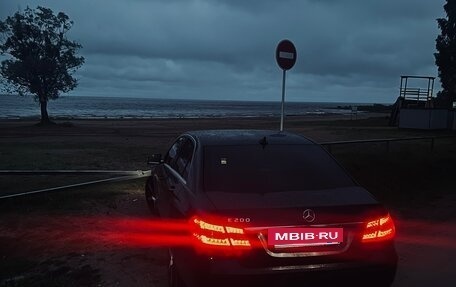 Mercedes-Benz E-Класс, 2012 год, 1 020 000 рублей, 2 фотография