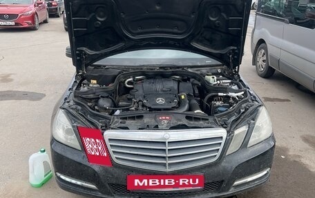 Mercedes-Benz E-Класс, 2012 год, 1 020 000 рублей, 3 фотография