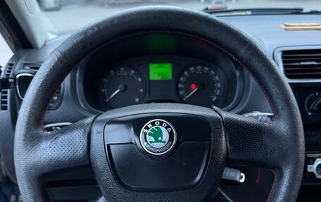 Skoda Fabia II, 2010 год, 350 000 рублей, 25 фотография