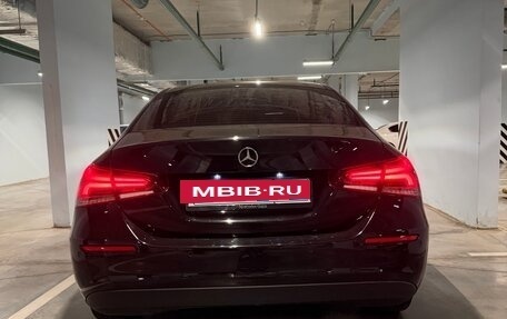 Mercedes-Benz A-Класс, 2019 год, 2 290 000 рублей, 3 фотография