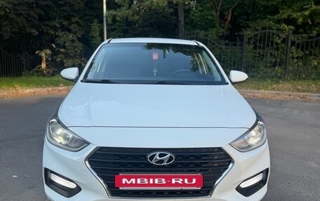 Hyundai Solaris II рестайлинг, 2018 год, 1 050 000 рублей, 5 фотография