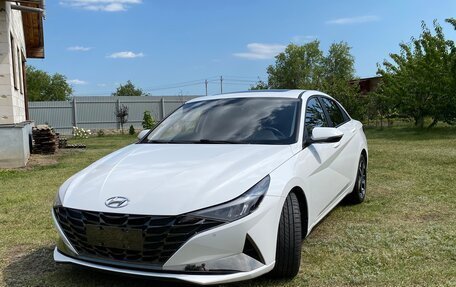 Hyundai Elantra, 2021 год, 1 750 000 рублей, 6 фотография