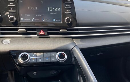 Hyundai Elantra, 2021 год, 1 750 000 рублей, 39 фотография