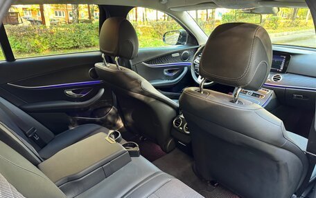 Mercedes-Benz E-Класс, 2019 год, 2 950 000 рублей, 11 фотография