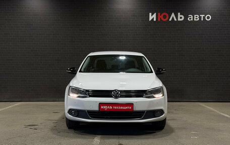 Volkswagen Jetta VI, 2014 год, 1 129 000 рублей, 3 фотография