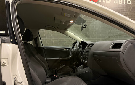 Volkswagen Jetta VI, 2014 год, 1 129 000 рублей, 11 фотография