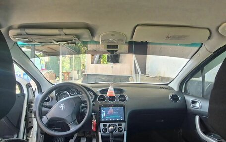 Peugeot 308 II, 2010 год, 410 000 рублей, 3 фотография