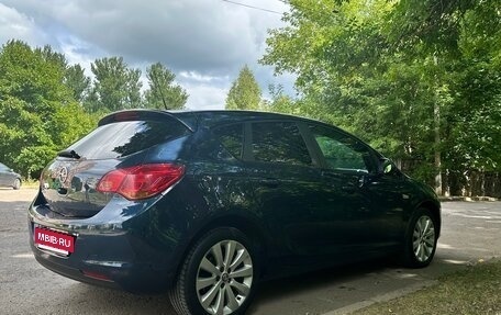 Opel Astra J, 2011 год, 540 000 рублей, 6 фотография