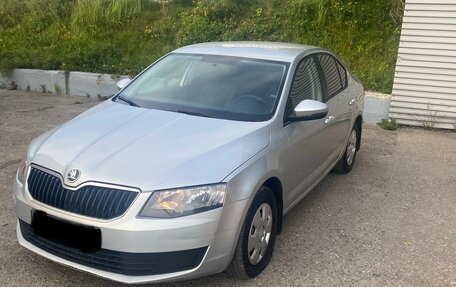 Skoda Octavia, 2014 год, 800 000 рублей, 2 фотография