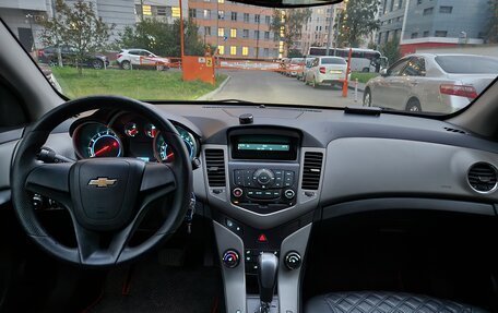 Chevrolet Cruze II, 2011 год, 730 000 рублей, 15 фотография