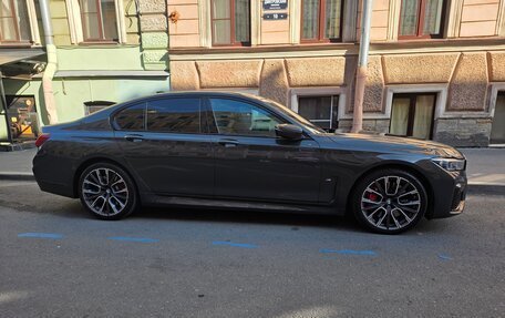 BMW 7 серия, 2022 год, 7 600 000 рублей, 2 фотография