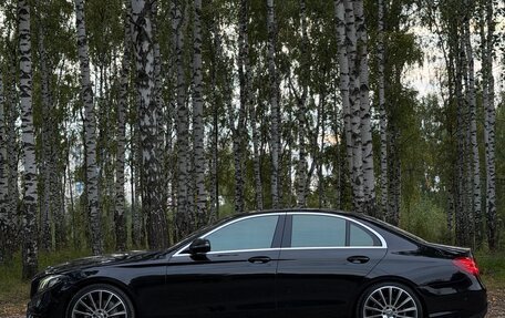 Mercedes-Benz E-Класс, 2019 год, 2 800 000 рублей, 7 фотография