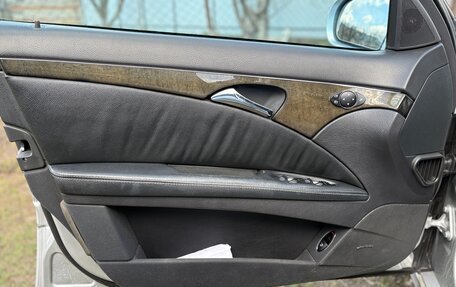 Mercedes-Benz E-Класс, 2003 год, 1 350 000 рублей, 10 фотография