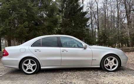 Mercedes-Benz E-Класс, 2003 год, 1 350 000 рублей, 22 фотография