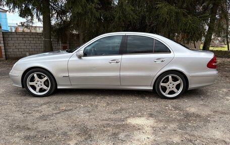 Mercedes-Benz E-Класс, 2003 год, 1 350 000 рублей, 23 фотография