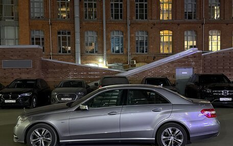 Mercedes-Benz E-Класс, 2011 год, 1 750 000 рублей, 10 фотография