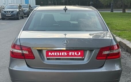 Mercedes-Benz E-Класс, 2011 год, 1 750 000 рублей, 4 фотография