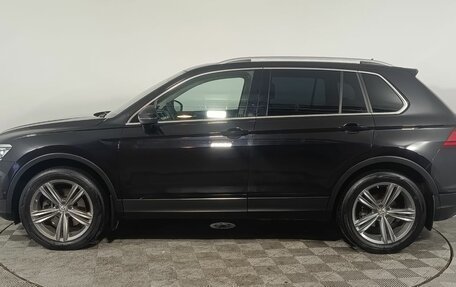 Volkswagen Tiguan II, 2017 год, 2 390 000 рублей, 4 фотография