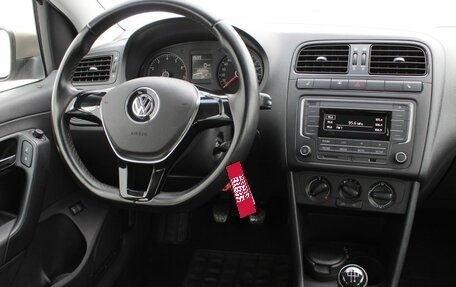 Volkswagen Polo VI (EU Market), 2016 год, 950 400 рублей, 17 фотография
