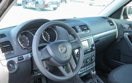 Skoda Yeti I рестайлинг, 2016 год, 1 349 000 рублей, 9 фотография