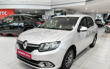 Renault Logan II, 2017 год, 650 000 рублей, 1 фотография