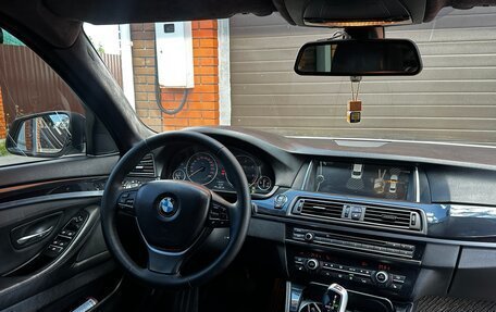 BMW 5 серия, 2011 год, 1 750 000 рублей, 3 фотография
