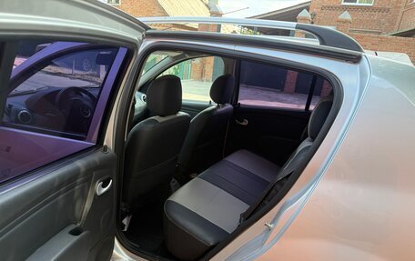Renault Sandero I, 2013 год, 800 000 рублей, 6 фотография