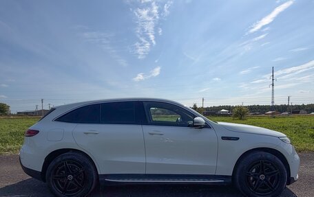 Mercedes-Benz EQC, 2022 год, 5 900 000 рублей, 7 фотография