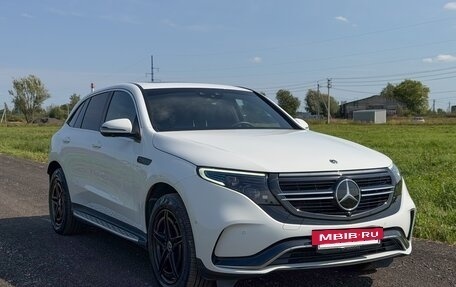 Mercedes-Benz EQC, 2022 год, 5 900 000 рублей, 2 фотография