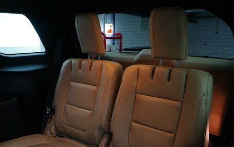 Ford Explorer VI, 2017 год, 2 600 000 рублей, 12 фотография