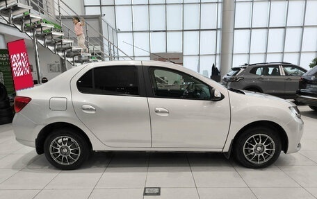 Renault Logan II, 2017 год, 650 000 рублей, 4 фотография