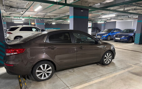 KIA Rio III рестайлинг, 2017 год, 980 000 рублей, 4 фотография