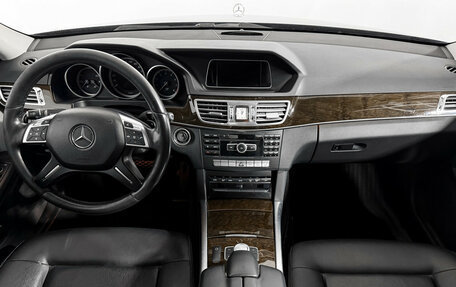 Mercedes-Benz E-Класс, 2014 год, 1 925 000 рублей, 15 фотография