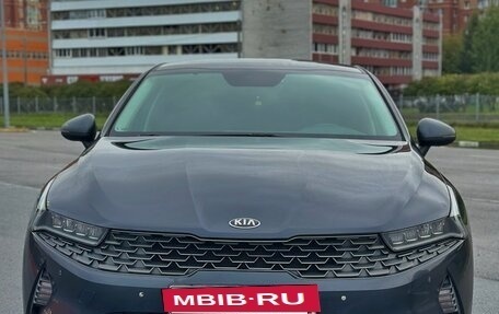 KIA K5, 2020 год, 2 200 000 рублей, 13 фотография
