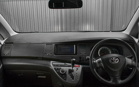 Toyota ISis I, 2010 год, 1 270 000 рублей, 10 фотография