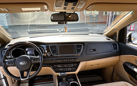 KIA Carnival III, 2019 год, 3 850 000 рублей, 11 фотография