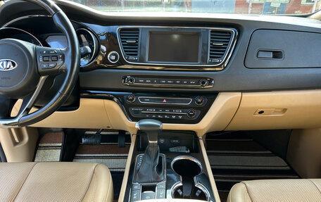 KIA Carnival III, 2019 год, 3 850 000 рублей, 16 фотография