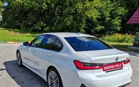 BMW 3 серия, 2021 год, 3 700 000 рублей, 3 фотография
