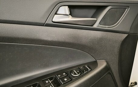 Hyundai Tucson III, 2018 год, 1 965 000 рублей, 13 фотография