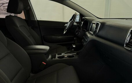 KIA Sportage IV рестайлинг, 2018 год, 1 690 000 рублей, 13 фотография
