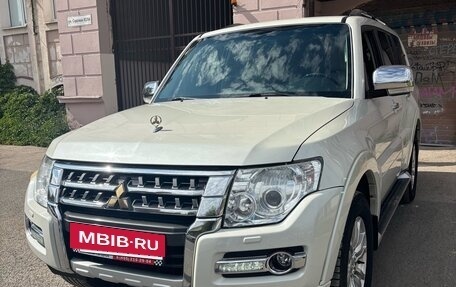 Mitsubishi Pajero IV, 2020 год, 3 290 000 рублей, 2 фотография