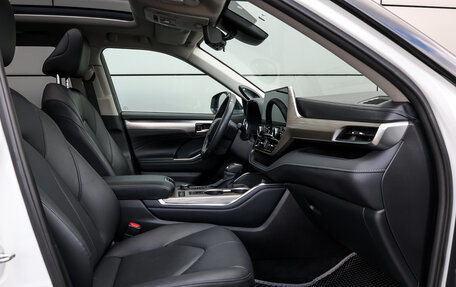 Toyota Highlander, 2025 год, 4 998 000 рублей, 10 фотография