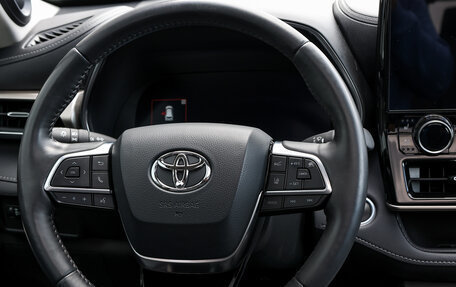 Toyota Highlander, 2025 год, 4 998 000 рублей, 18 фотография