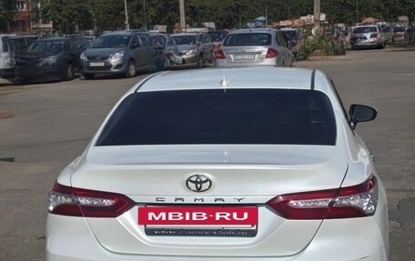 Toyota Camry, 2019 год, 2 650 000 рублей, 8 фотография