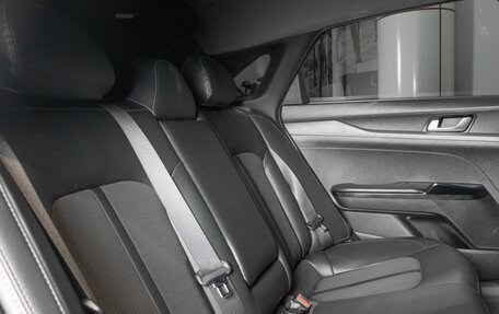 KIA K5, 2021 год, 2 300 000 рублей, 8 фотография