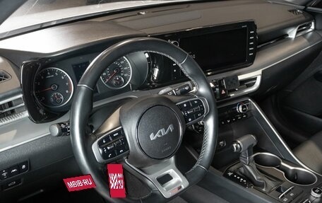KIA K5, 2021 год, 2 300 000 рублей, 5 фотография