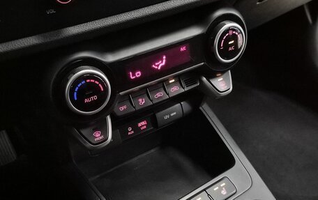 KIA Rio IV, 2019 год, 1 099 000 рублей, 6 фотография